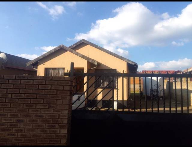 3 BEDROOM HOUSE FOR SALE IN NATURENA